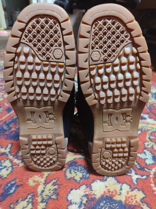 Продам ботинки DCSHOECOUSA б/у