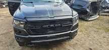 RAM 1500 V 5 2019- Big Horn 5.7 HEMI KOLOR PXJ Kompletny przód Maska Zderzak Reflektor Lampa Błotnik Pas Wzmocnienie czołowe chłodnice Komplet chłodnic z wentylatorem Listwa Maskownica