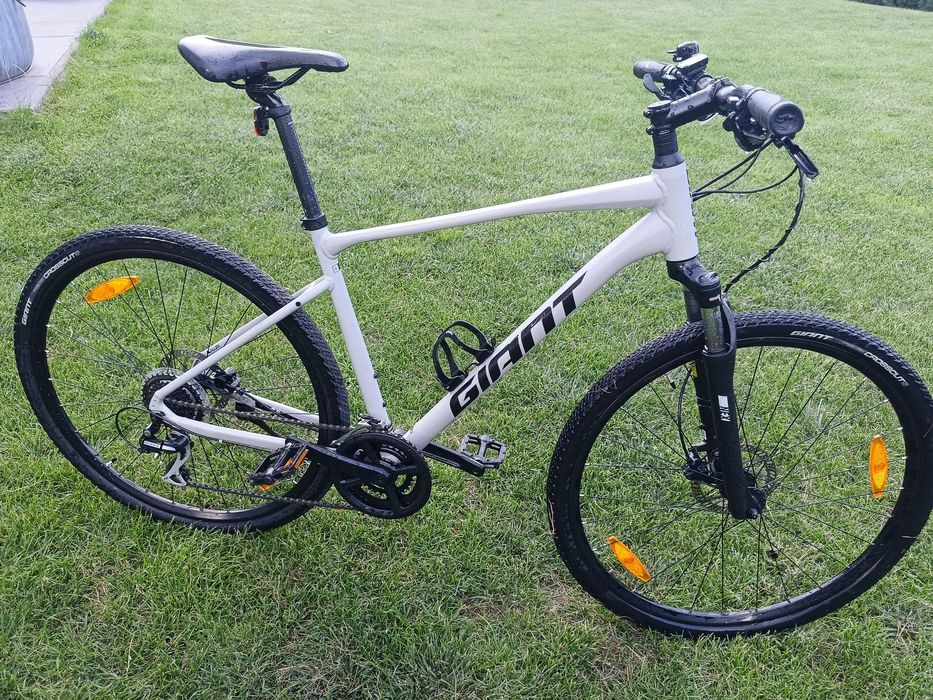 Giant Roam 3 prawie nowy rama L 2022rok