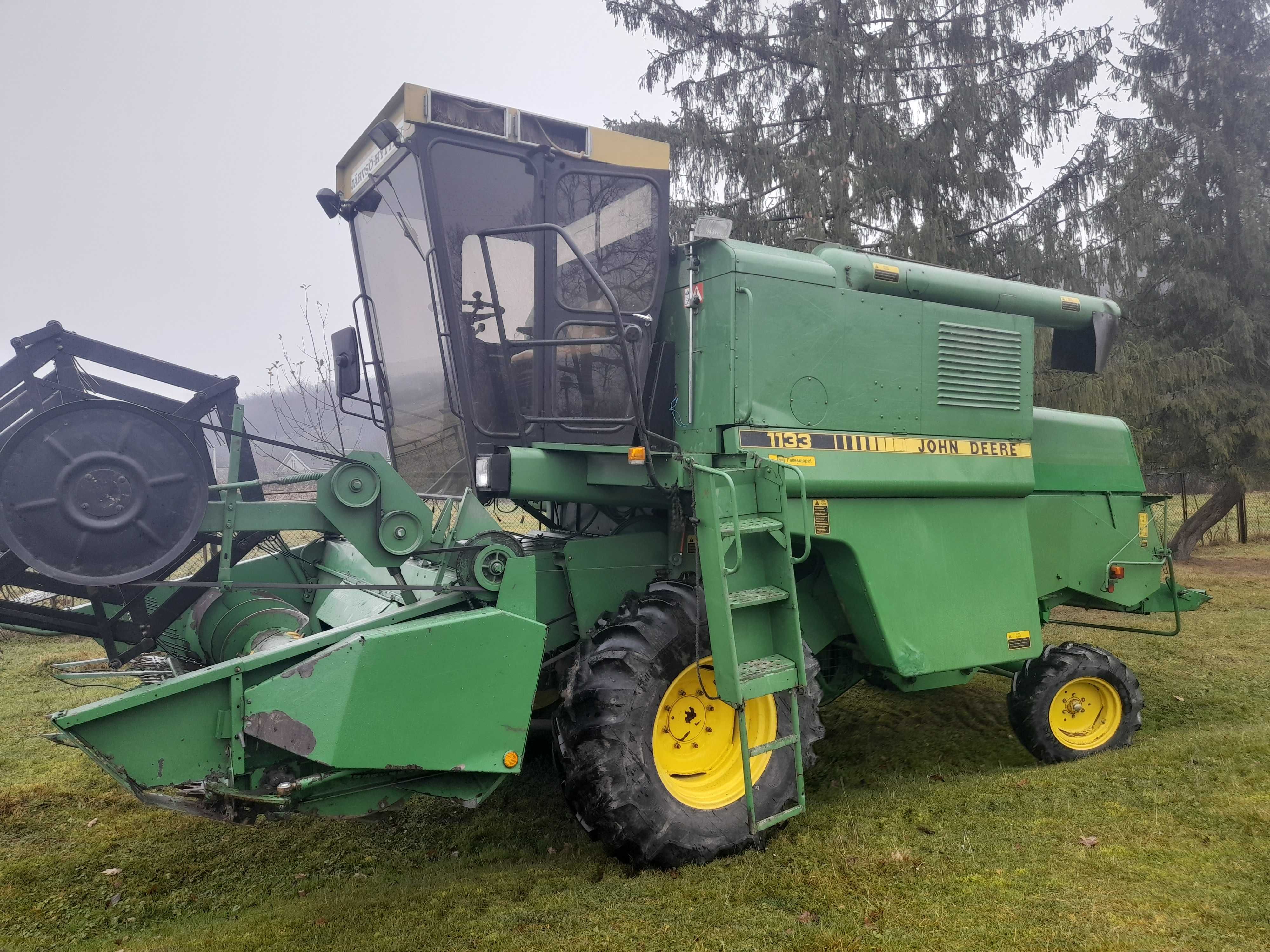 Комбайн John Deere 985