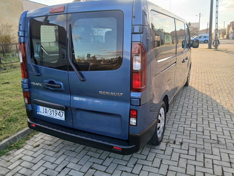 Renault Trafic 1.6 ,125 KM 9-osób,