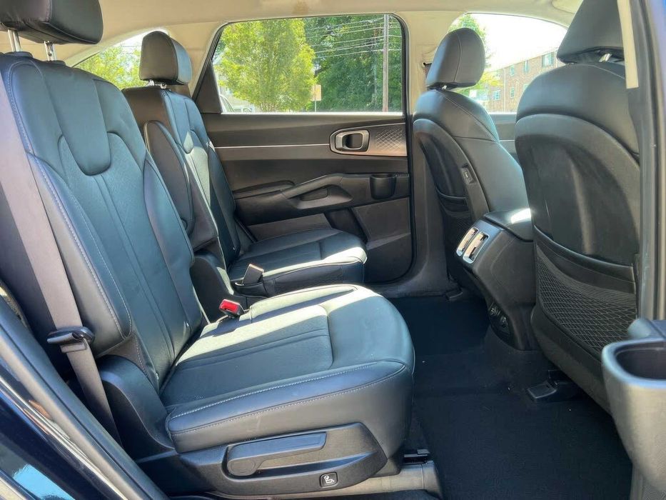 Kia Sorento S      2022