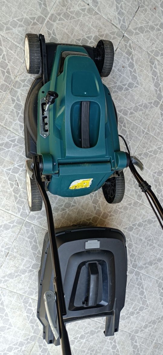 Máquina cortar relva elétrica