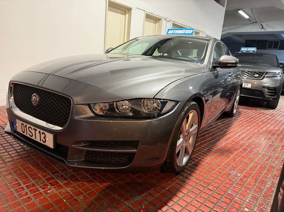 Jaguar XE 2.0 D Portfolio Aut.