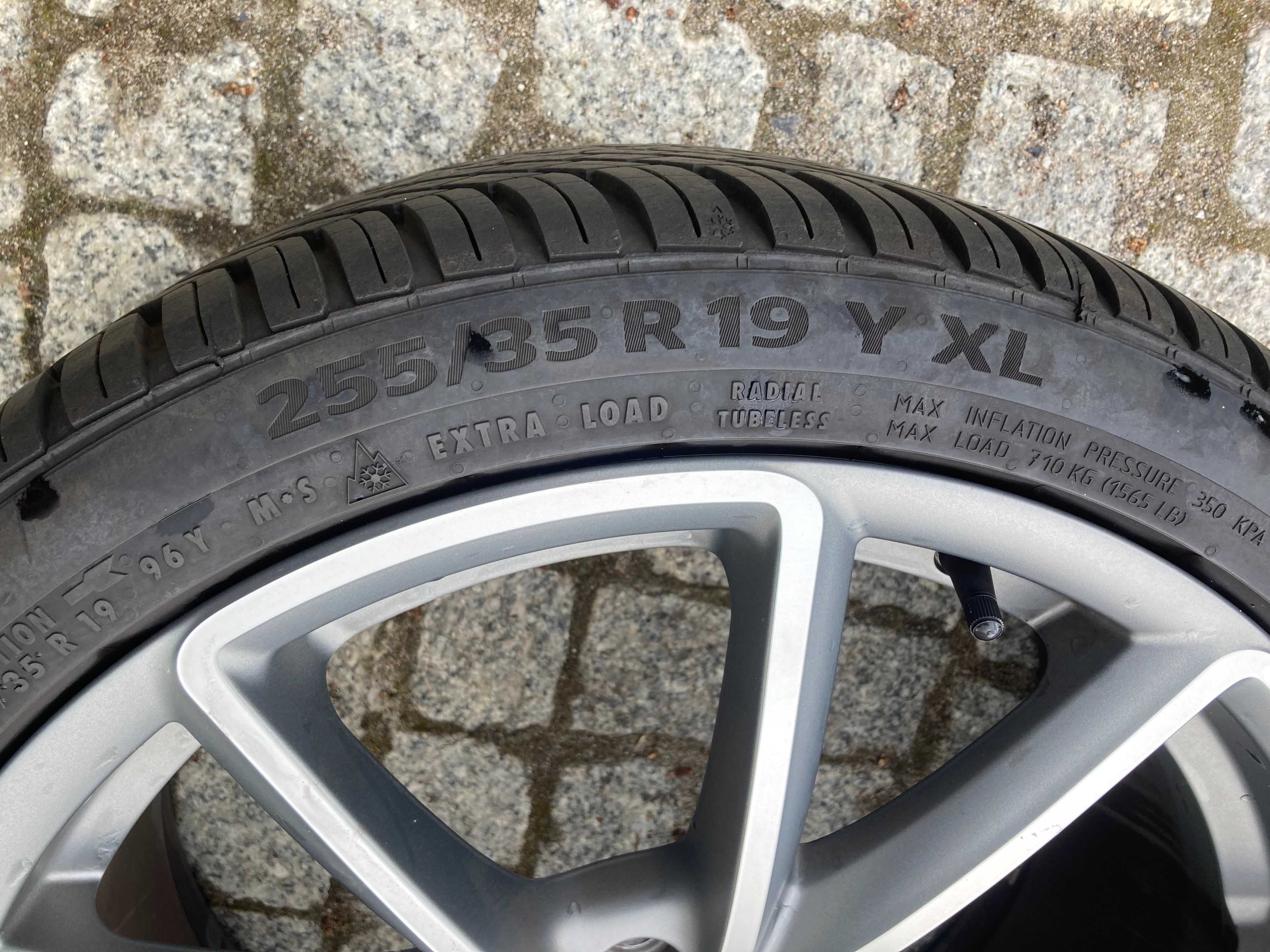 kola felgi Audi a4 b8 lift sline continental 225/35 R19