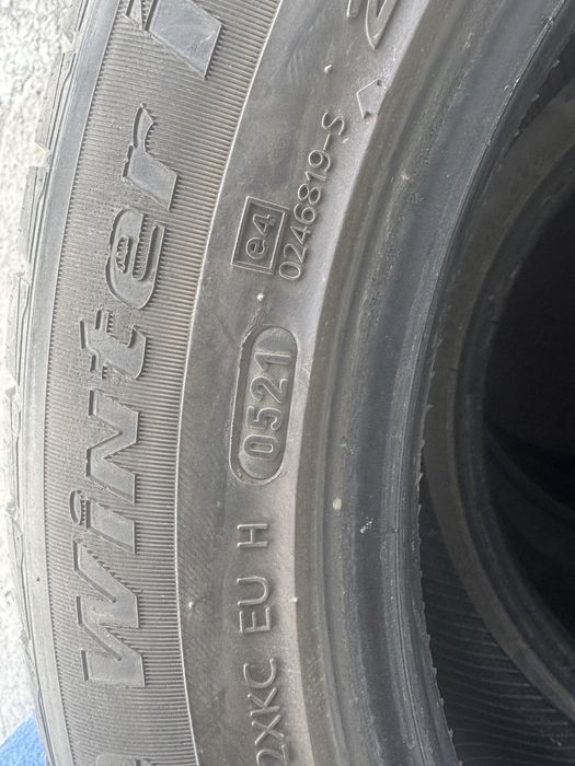 Зимові шини Hankook 225/55 R17 6,5 мм.