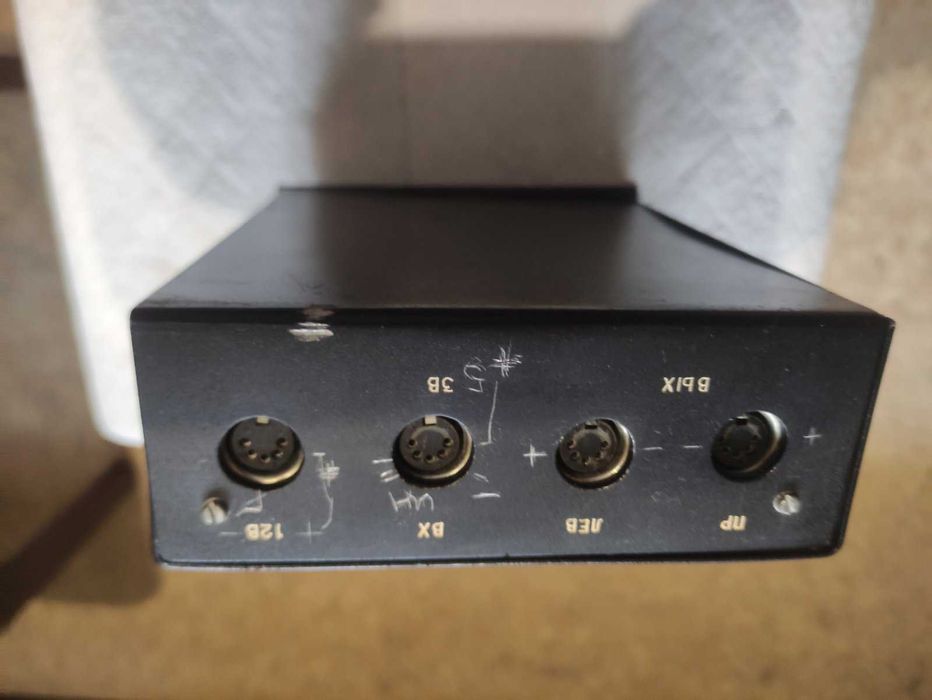 Радиостанция , рация Midland CTE Alan 18 б/у . 2 х 20 стерео 12v.