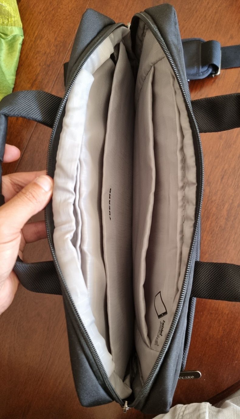 Mala Portátil Tucano Dritta  Macbook