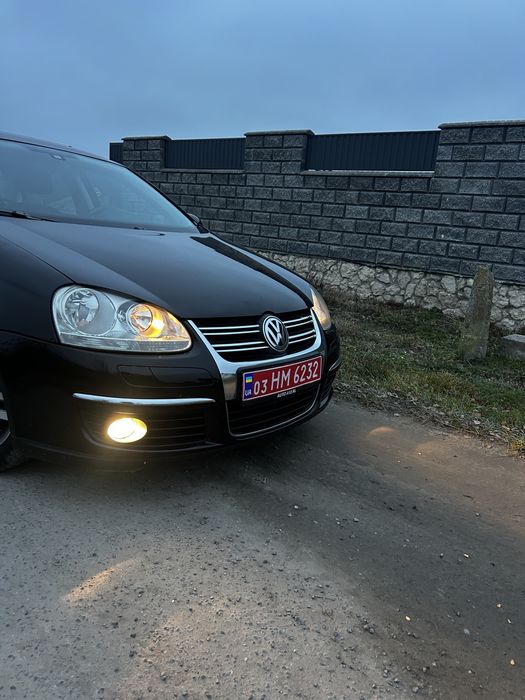 Volksvagen Jetta  Automat 90kw