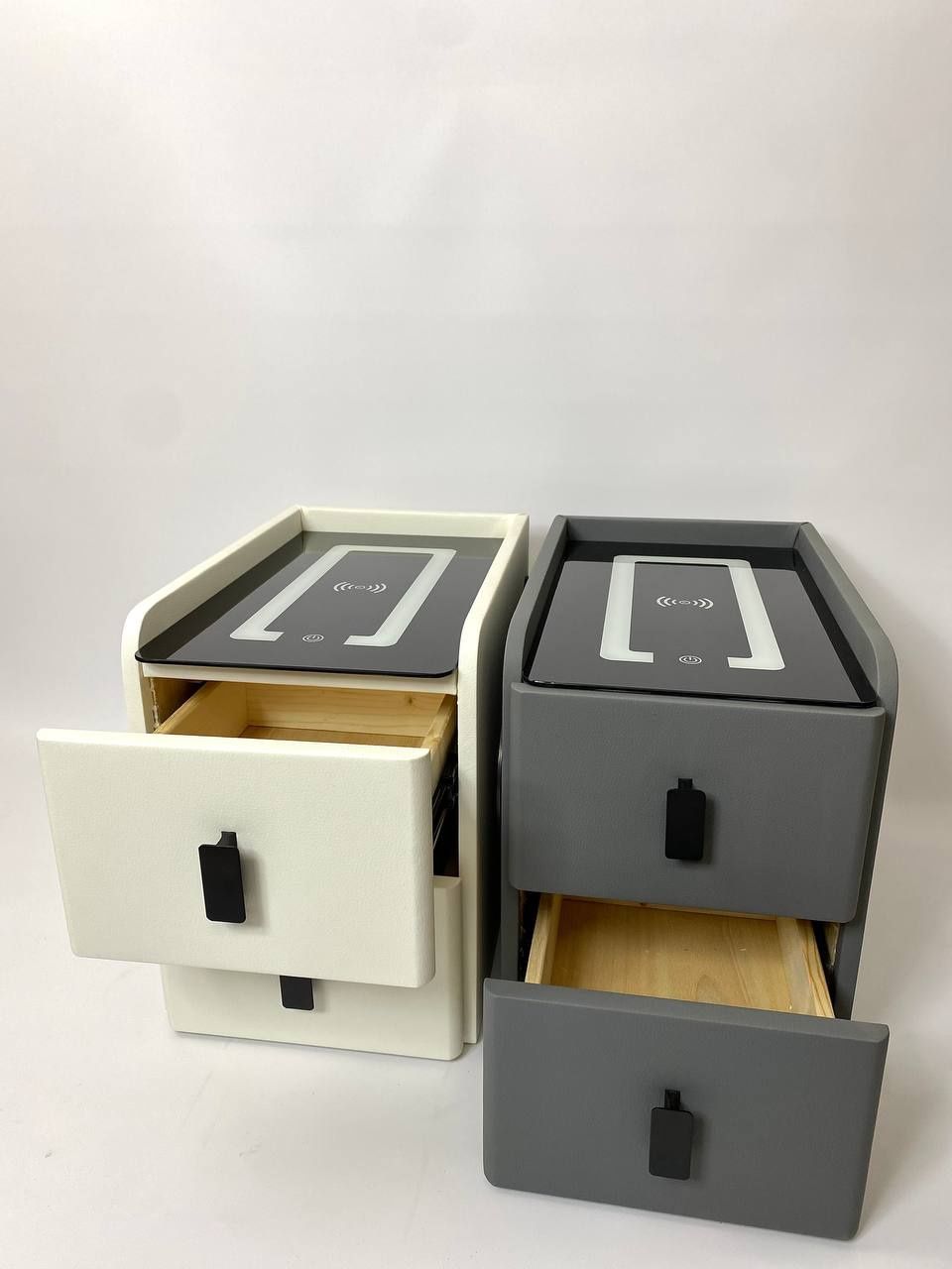 Смарт тумбочка с Bluetooth, USB, беспроводной зарядкой, динамиками
