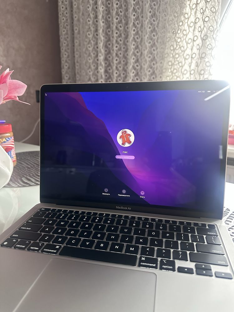 MacBook air M1 13