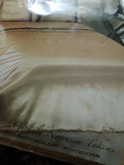 Продам новий двуспальний комплект  постільної білизни