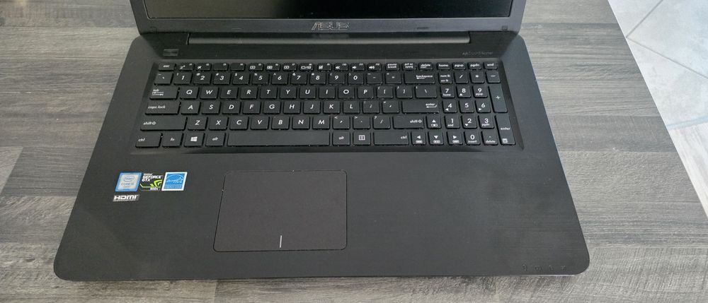 Ноутбук ASUS 17.3" FHD / Core i5-6200U / 16GB RAM / 240GB SSD /GTX 950