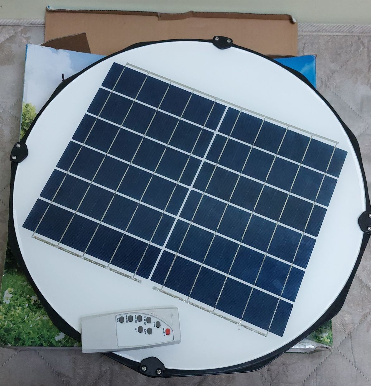 Светодиодный LED фонарь на солнечной батарее SGL P 100W