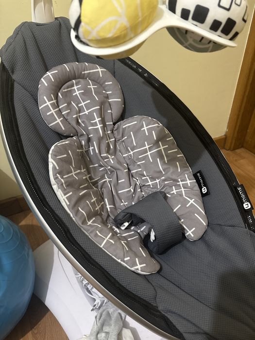 4moms mamaroo conza