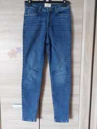 Niebieskie jeansy rozmiar S Reserved