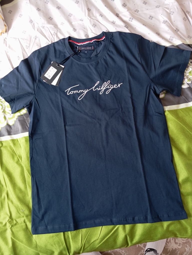 Koszulka Tommy Hilfiger, t-shirt klasyczny, granatowa XL