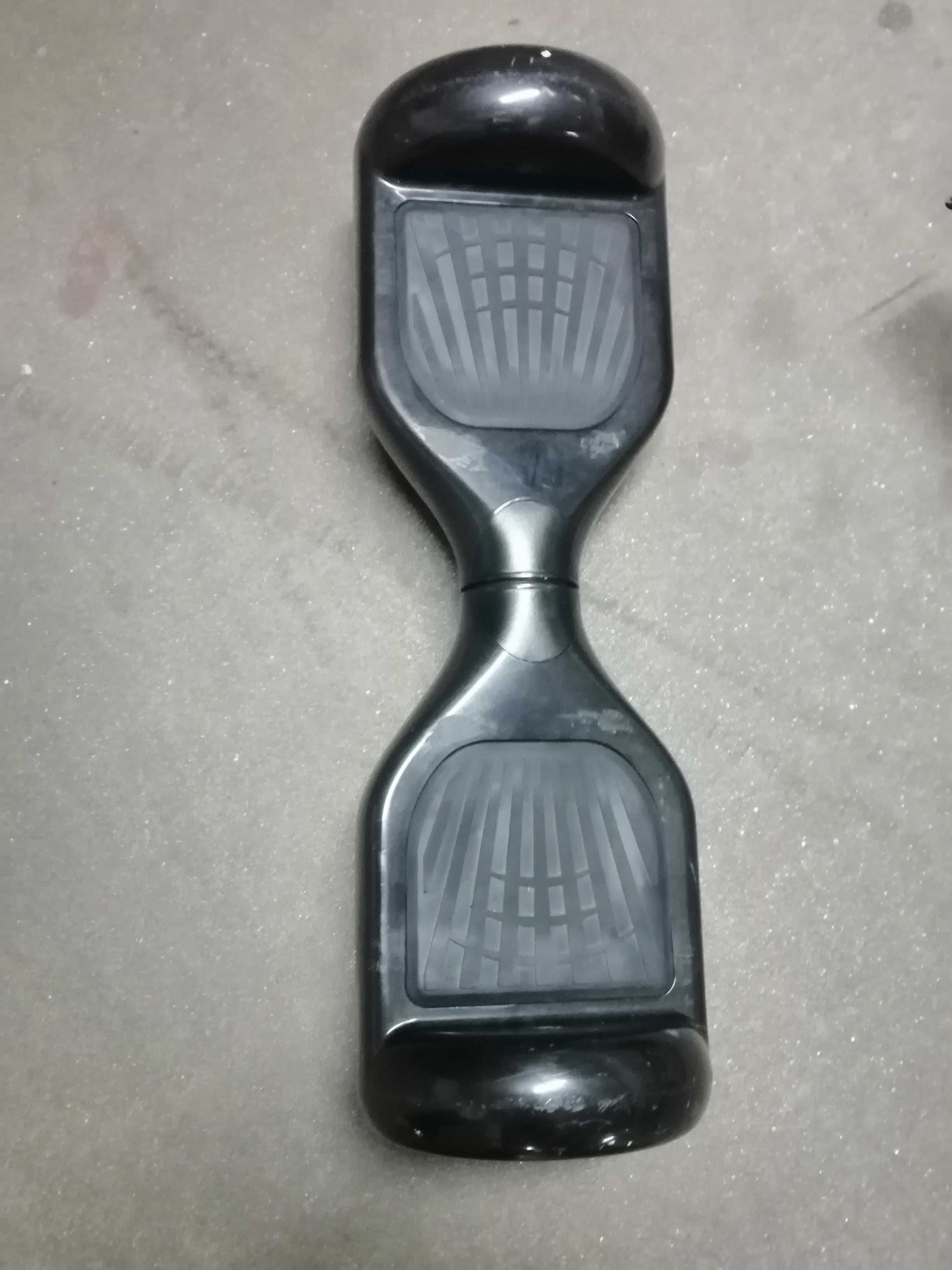Vendo Hoverboard black + carro como novo