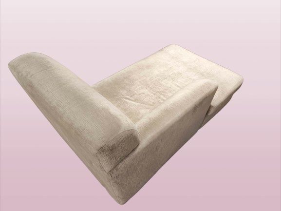 Cadeira longa, chaise Long, cor creme aveludado