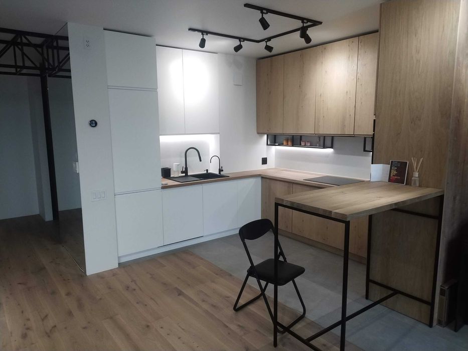 Оренда сучасної квартири з підземним паркінгом, Авалон Чорновола 16а