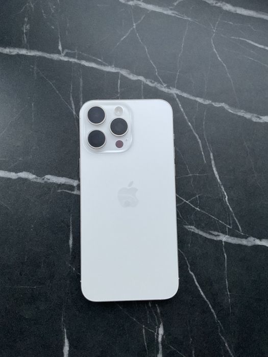Apple iPhone 15 Pro Max 256GB White Titanium (MU783)
