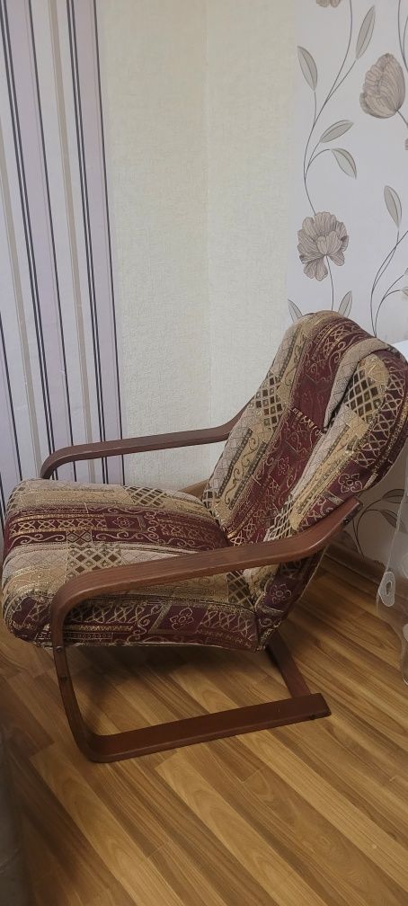 Продам два кресла - качалка