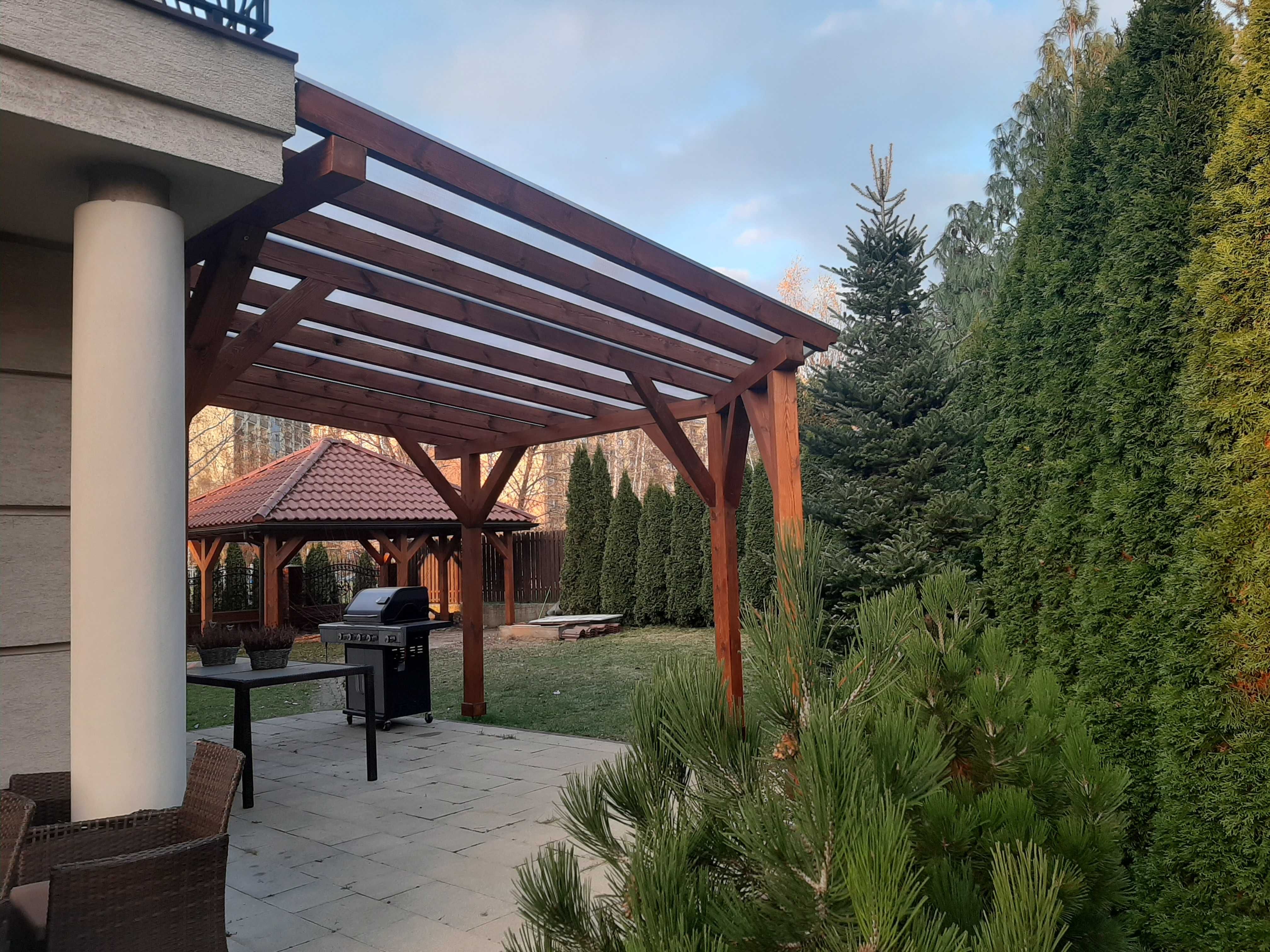 zadaszenie tarasu / pergola / taras drewniany / altana