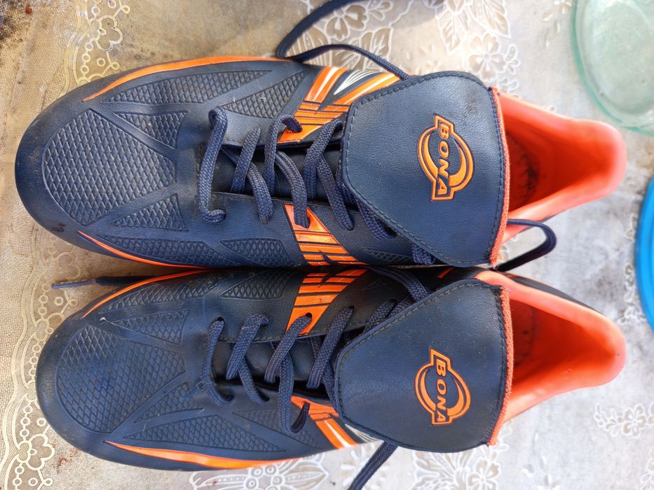 Бутси футбольні ,40 розмір