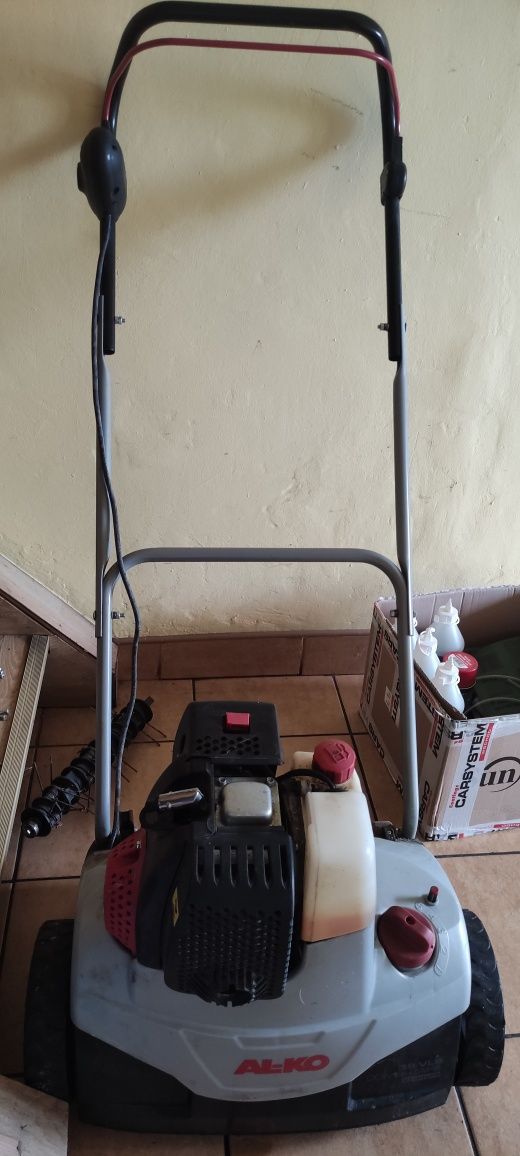 Wertykulator SpalinowyALKO 38 P Combi-Care
Silnik AL-KO 1,3 kW zapala