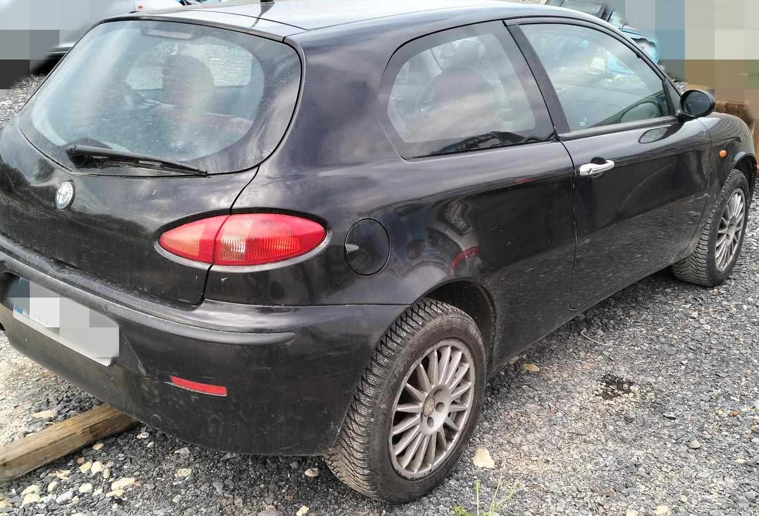 Dawca Alfa Romeo 147 1.9 jtd kolor 601