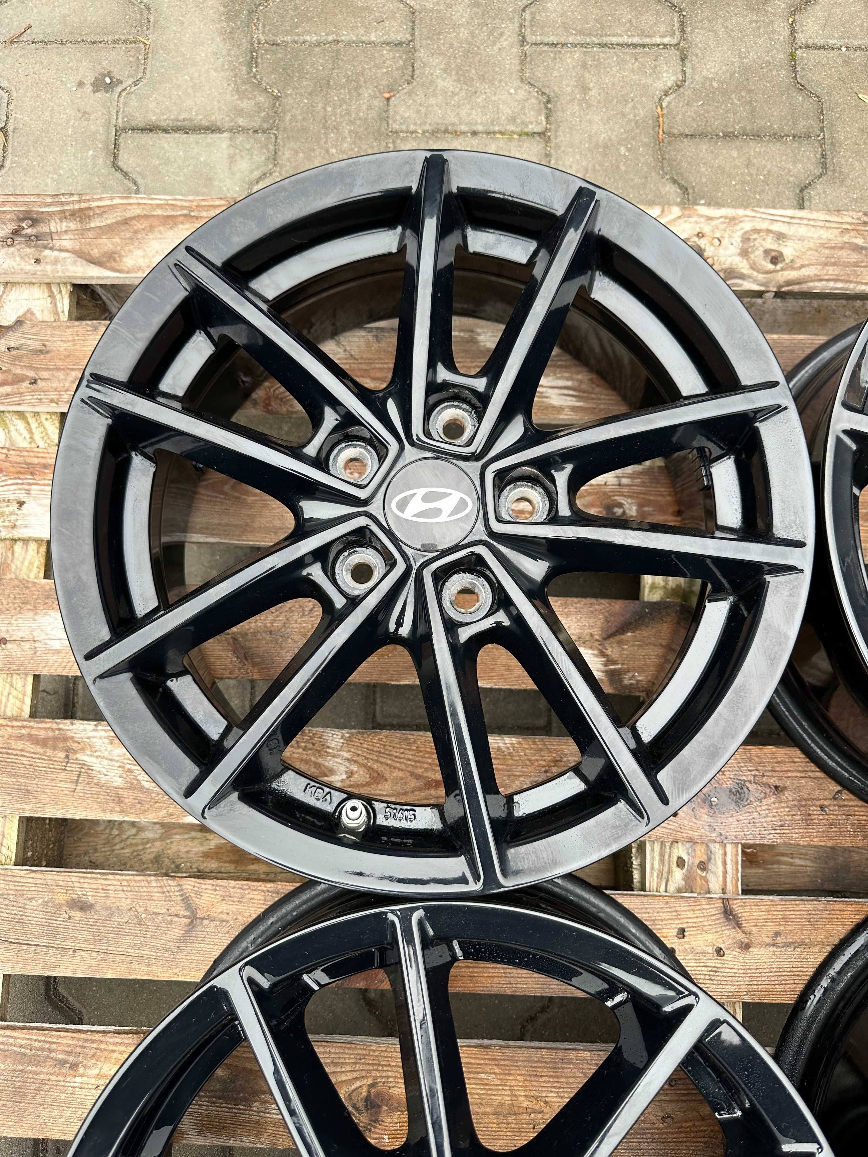 5x114,3 6,5j x 16" et50 Hyundai NOWE DEMO komplet