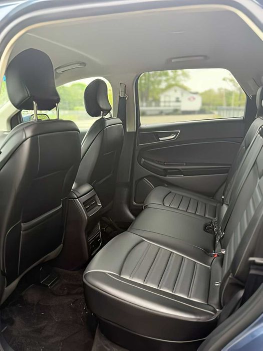 Ford Edge      2018