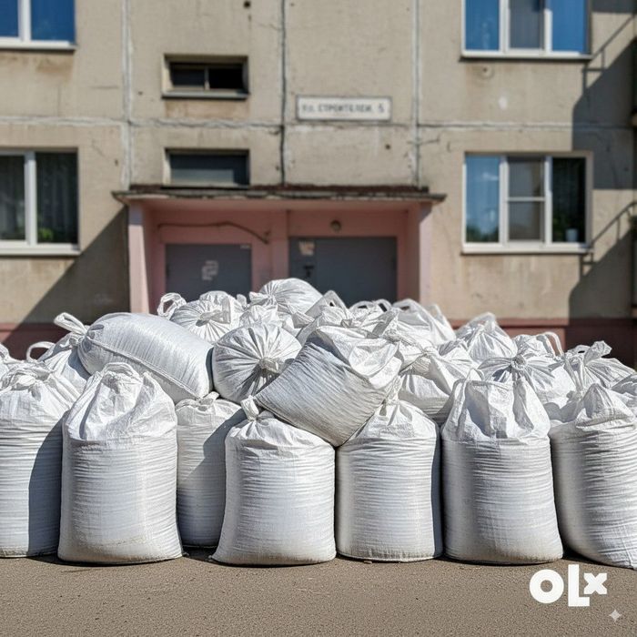 Вывозим строительный мусор хлам мебель доски глина