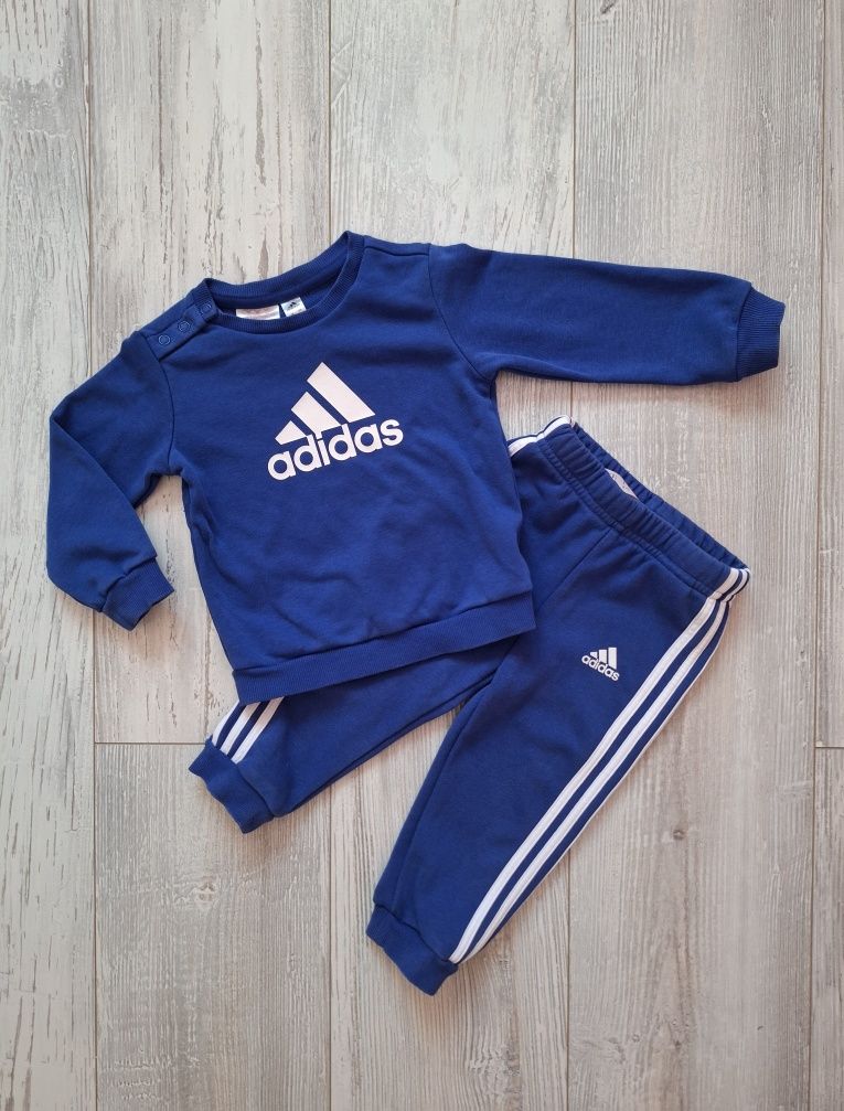 Sprzedam dres Adidas 9-12 miesięcy
