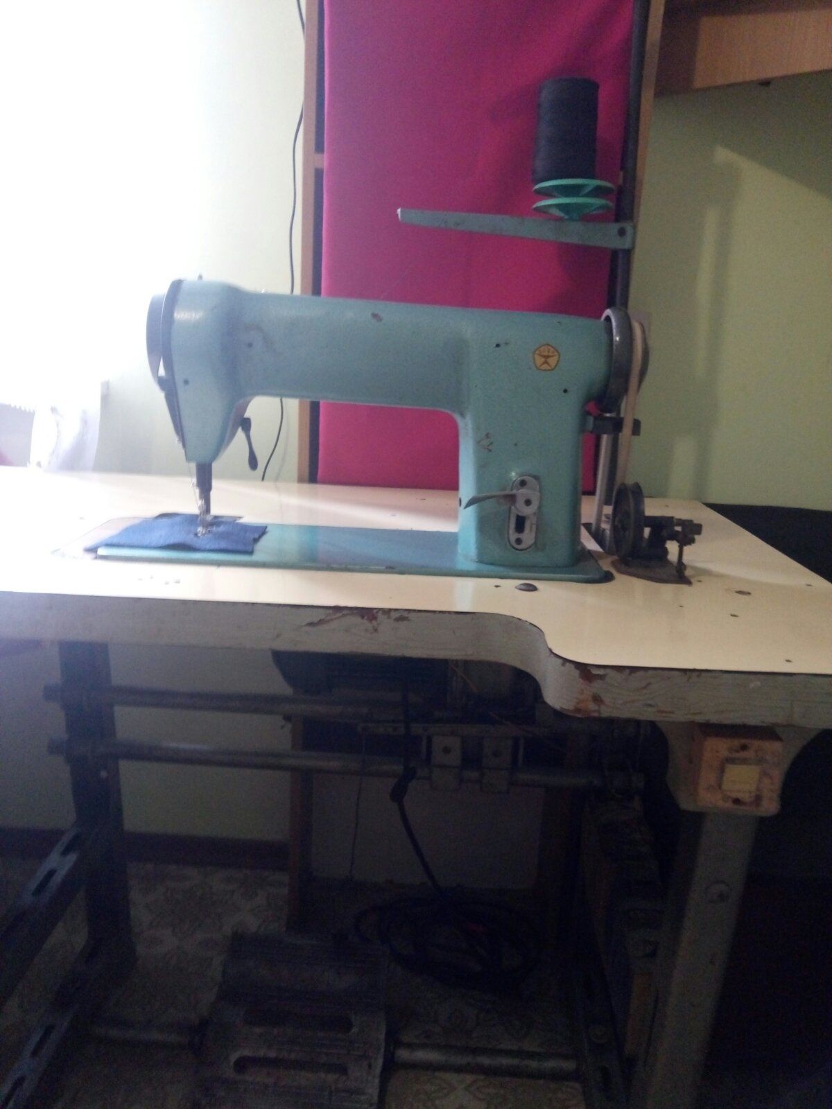 Советская швейная машинка 1987