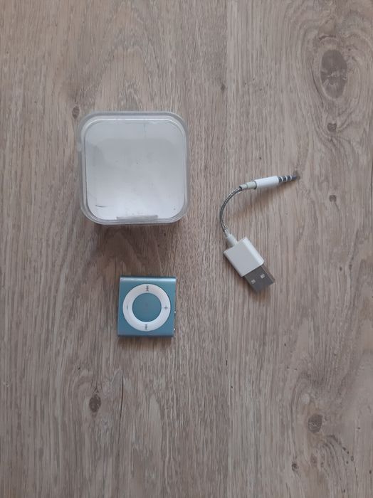 Мп3 плеер Ipod shuffle в хорошем рабочем состоянии