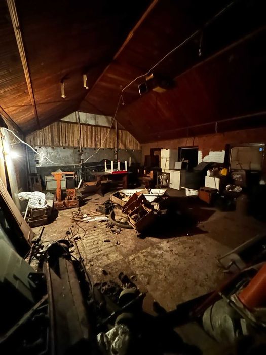 Продається комерційна споруда в смт.Дубове