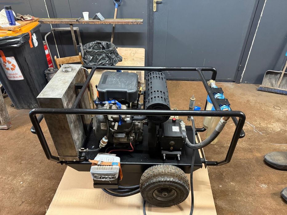 Myjka ciśnieniowa spalinowa 500 bar 23 L/min 400 mth falch, karcher