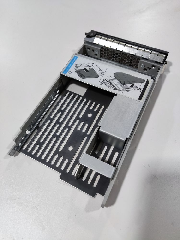 Servidor Dell Gaveta/Caddy/Gaveta discos SAS e SATA 2.5 e 3.5
