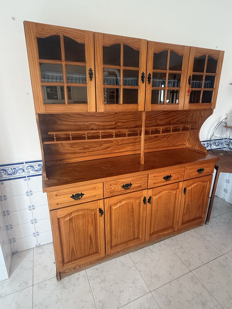 Movel em madeira