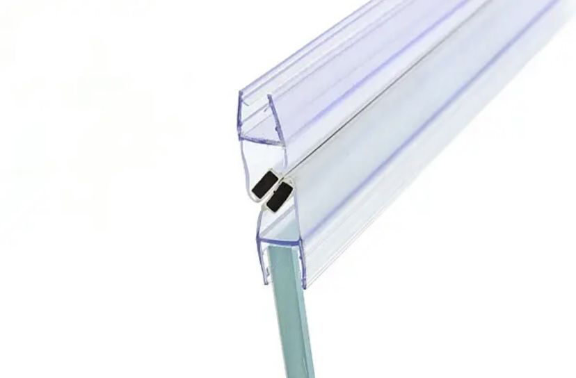 Уплотнитель для душевой кабины бокса с магнитной вставкой