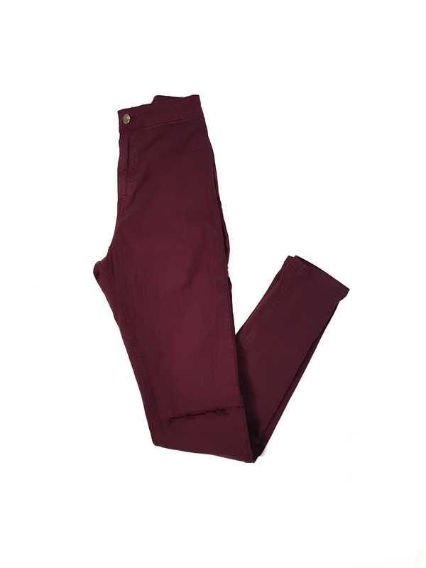 bordowe spodnie z dziurami z wysokim stanem 32 XXS bershka goth dark