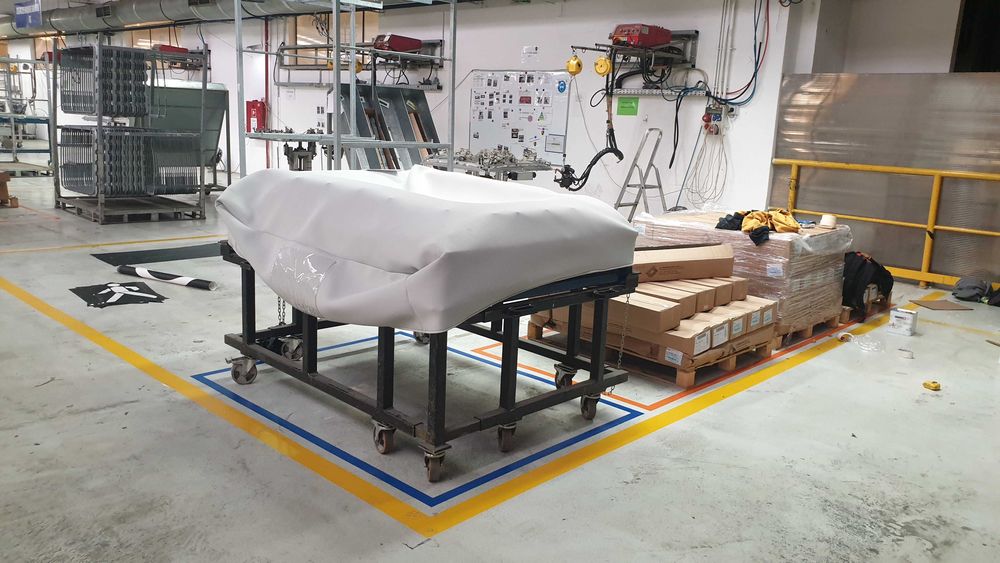 Oznakowanie poziome malowanie linii garaze podziemne znaki poziome