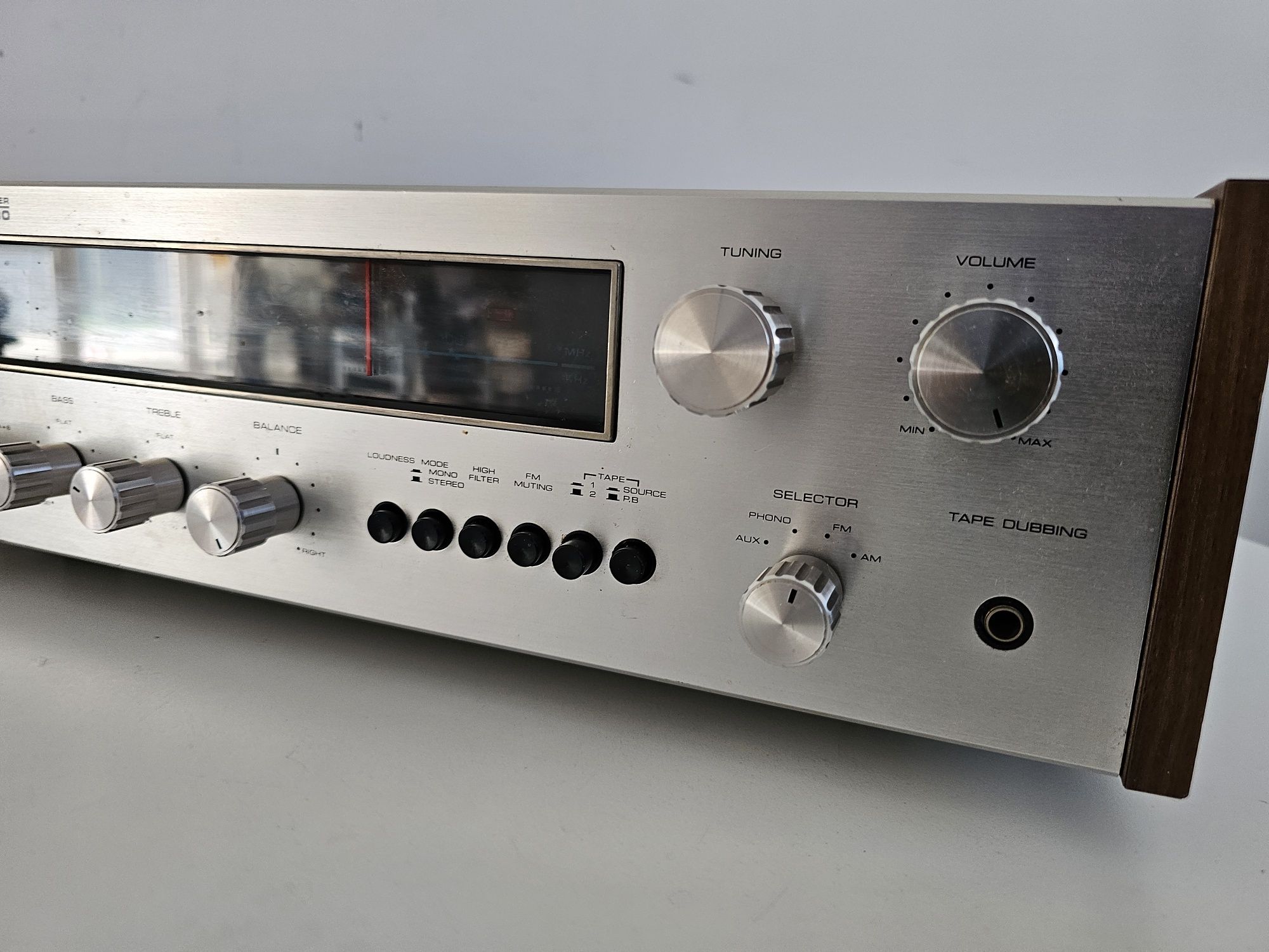 Amplituner Akai aa-8030