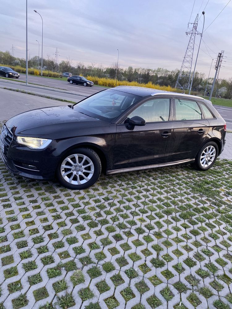 Audi a3 sportback /Bixenon/Led