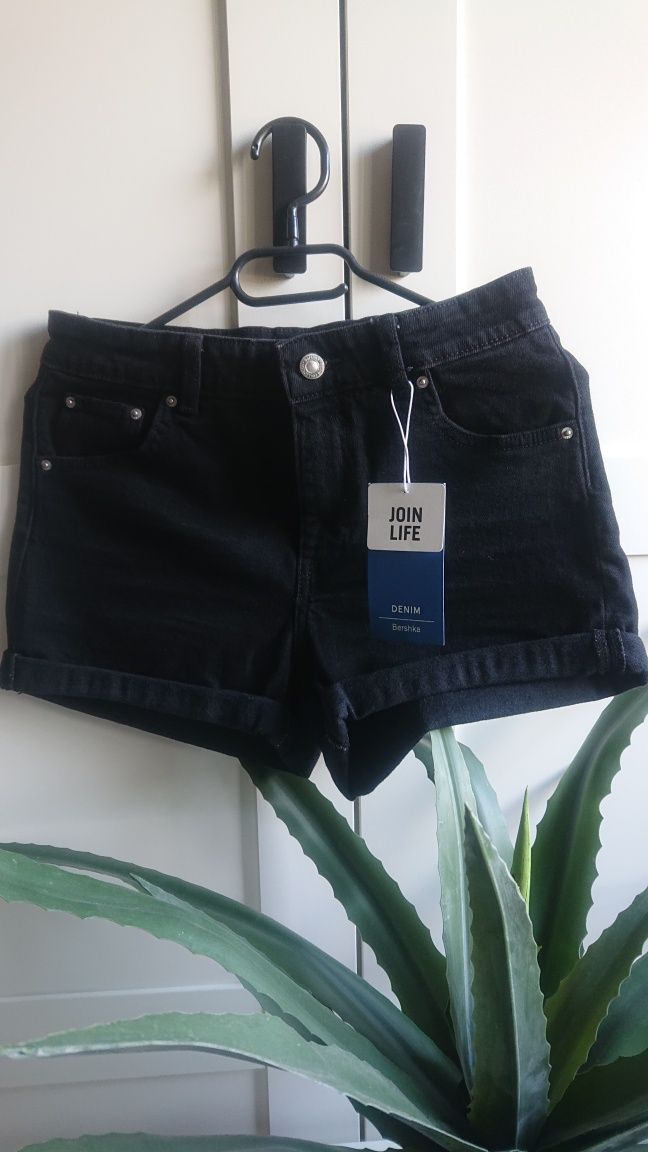 Szorty spodenki damskie jeansowe dżinsowe czarne Bershka nowe z metką