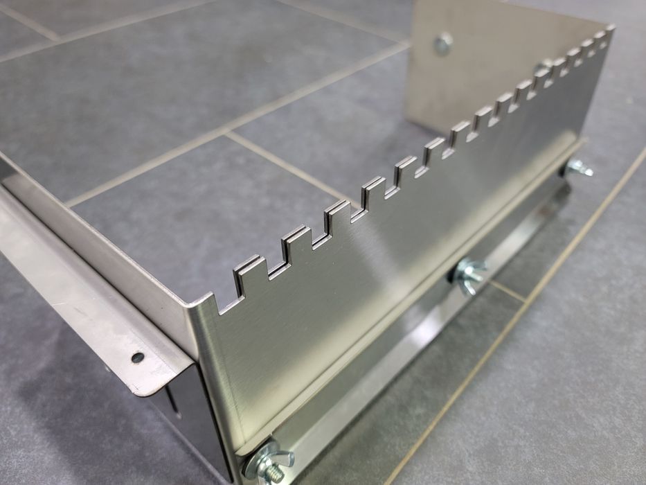 Гребенка С Нержавейки Для плитки для клея На 600мм 10 Зуб  Роздвижная