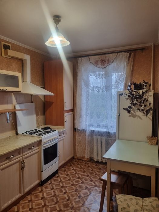 1к.кв. вул.Соборна, р- н Руму, хороший жилий стан