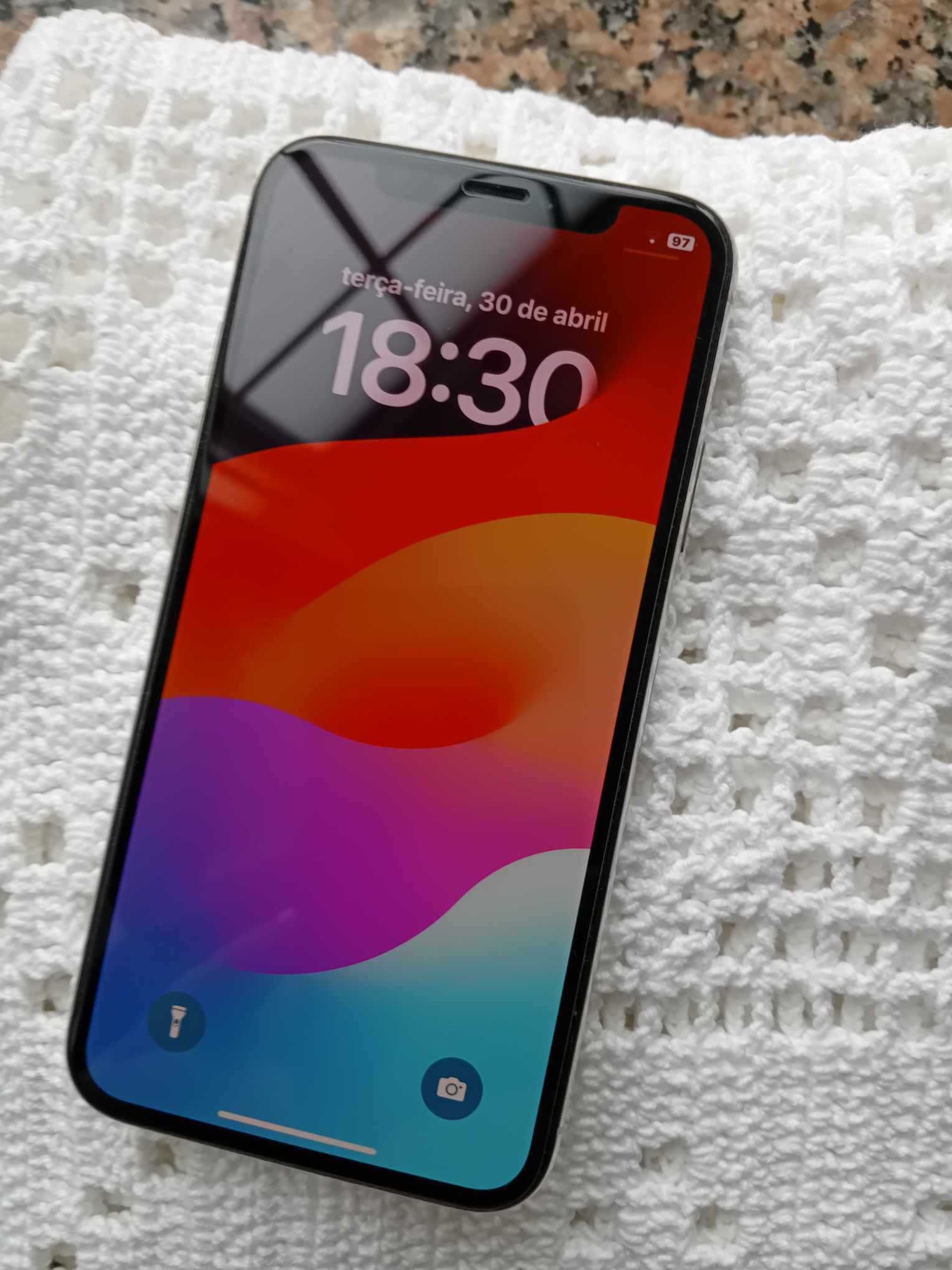 iPhone xs 68g como novo