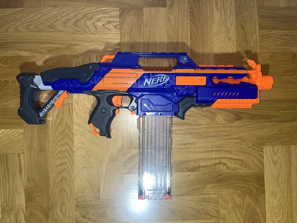 Zestaw Nerf 5 wyrzutni 3 magazynki